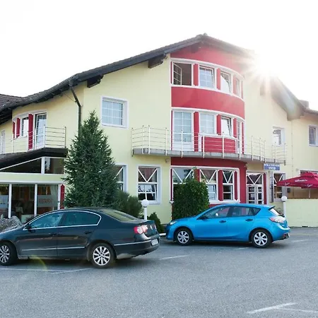Botra Hotel 3*
